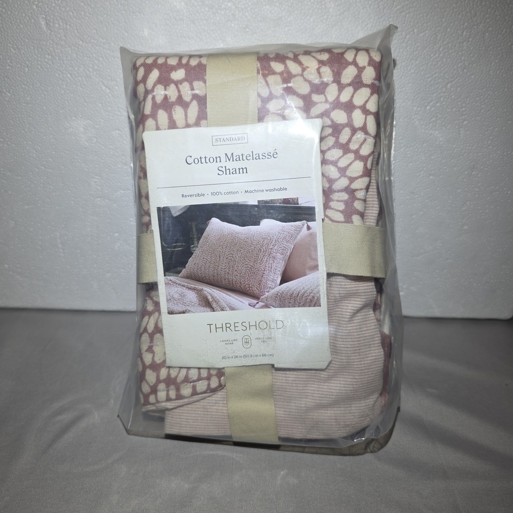 1 Threshold Boho Reversible Matelasse Swirl Standard Pillow Sham Purple Mauve